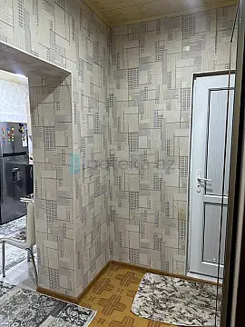 Satılır 2 otaqlı köhnə tikili 65 m²
