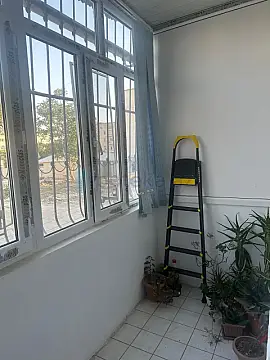 Satılır 2 otaqlı köhnə tikili 65 m²