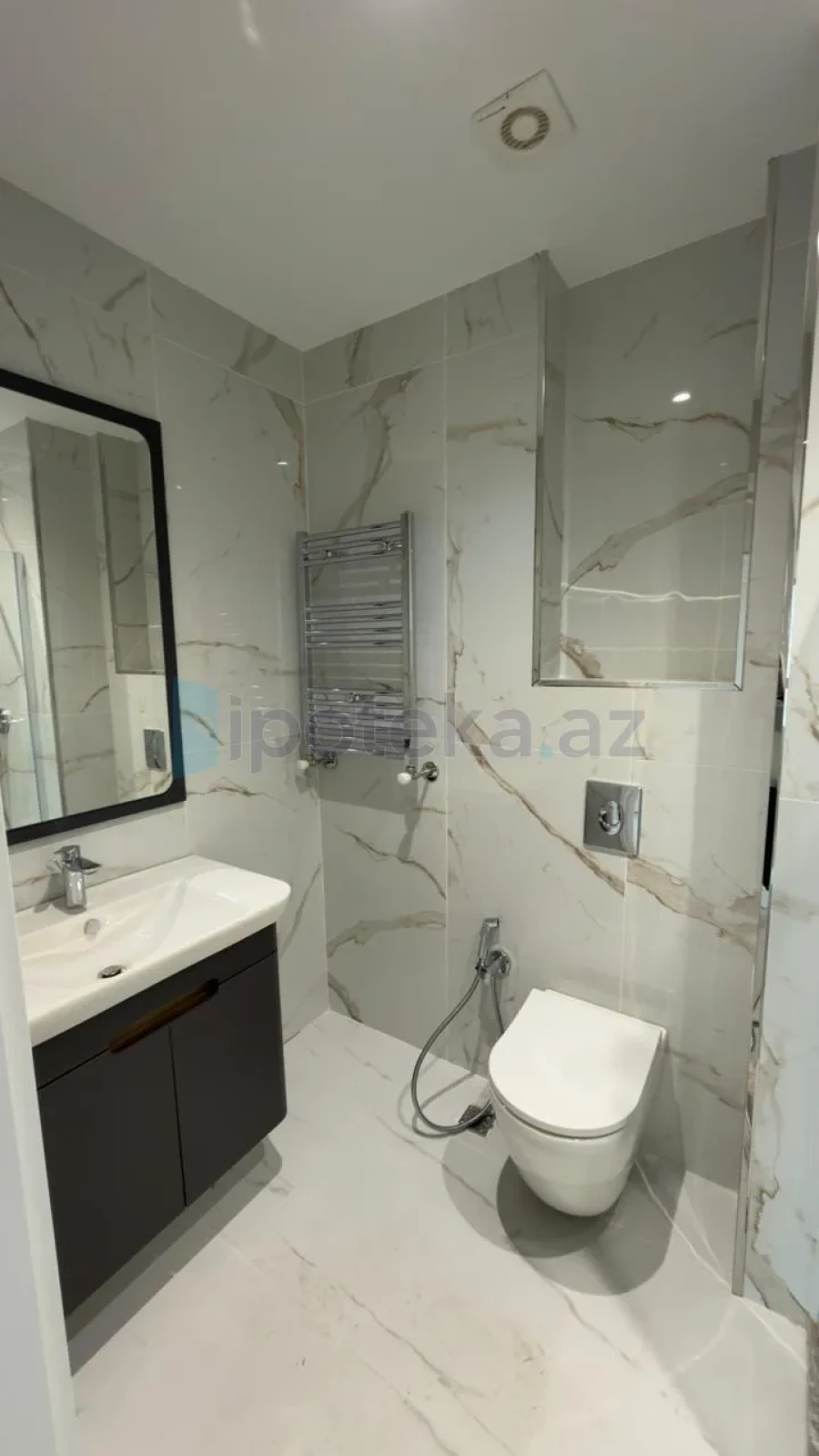 Satılır 2 otaqlı yeni tikili 63 m²