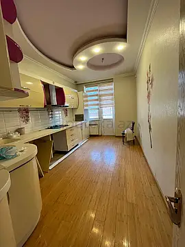 Satılır 3 otaqlı yeni tikili 134 m²