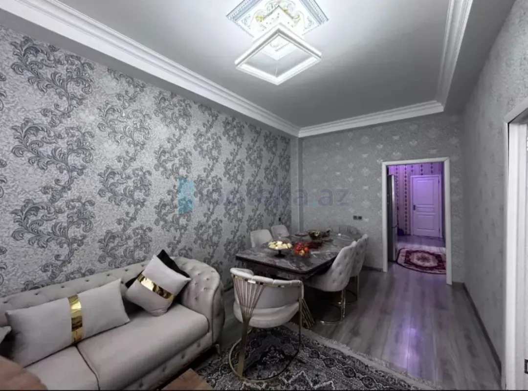 Satılır 3 otaqlı yeni tikili 61 m²