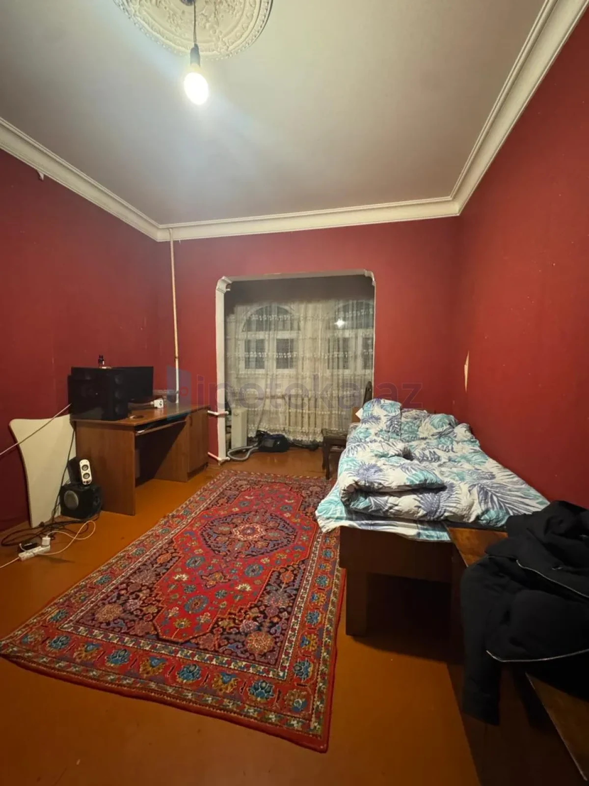 Satılır 3 otaqlı köhnə tikili 80 m²