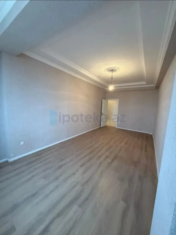 Satılır 2 otaqlı yeni tikili 74 m²