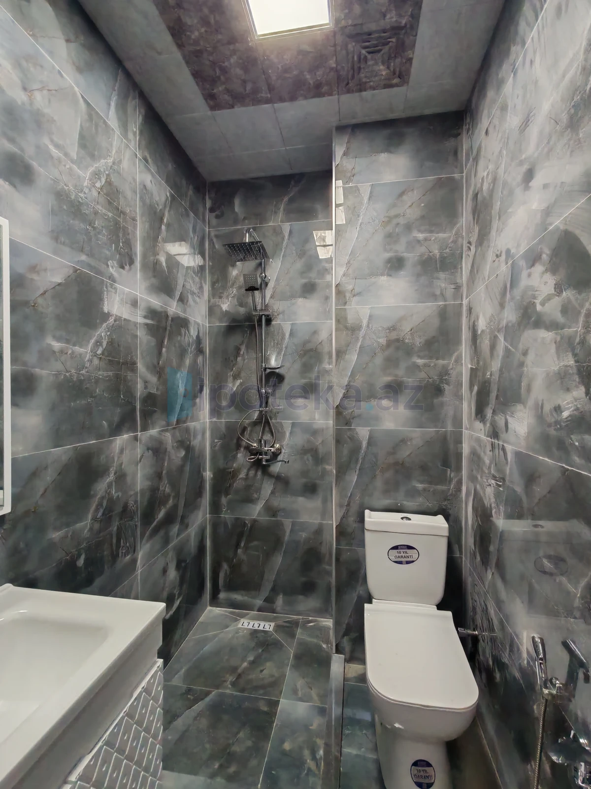 Satılır 2 otaqlı yeni tikili 54 m²