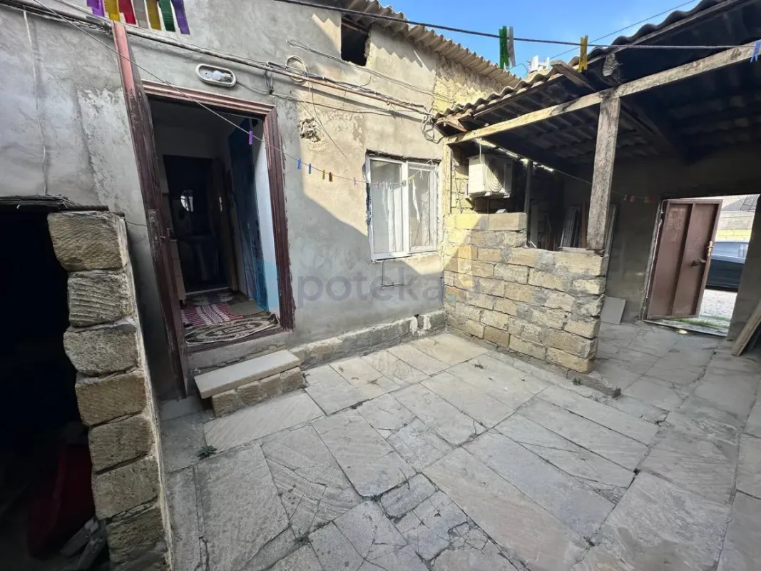 Satılır 1 otaqlı həyət evi 40 m²