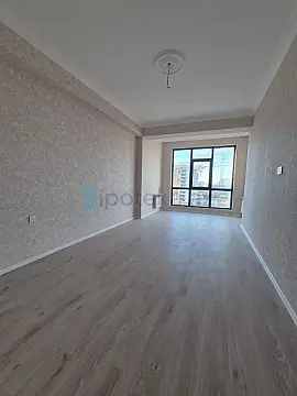 Satılır 2 otaqlı yeni tikili 76 m²