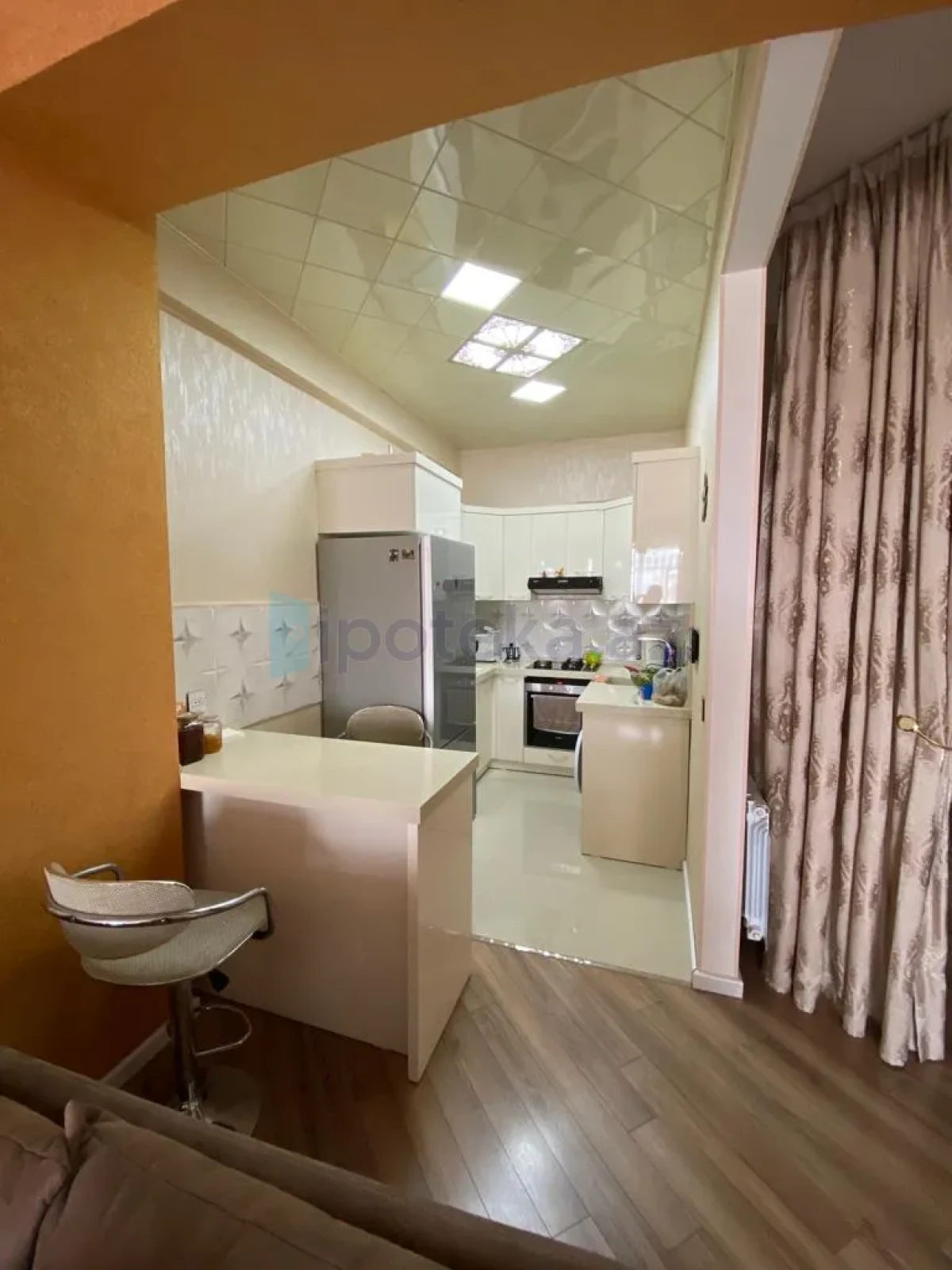 Satılır 2 otaqlı yeni tikili 72 m²