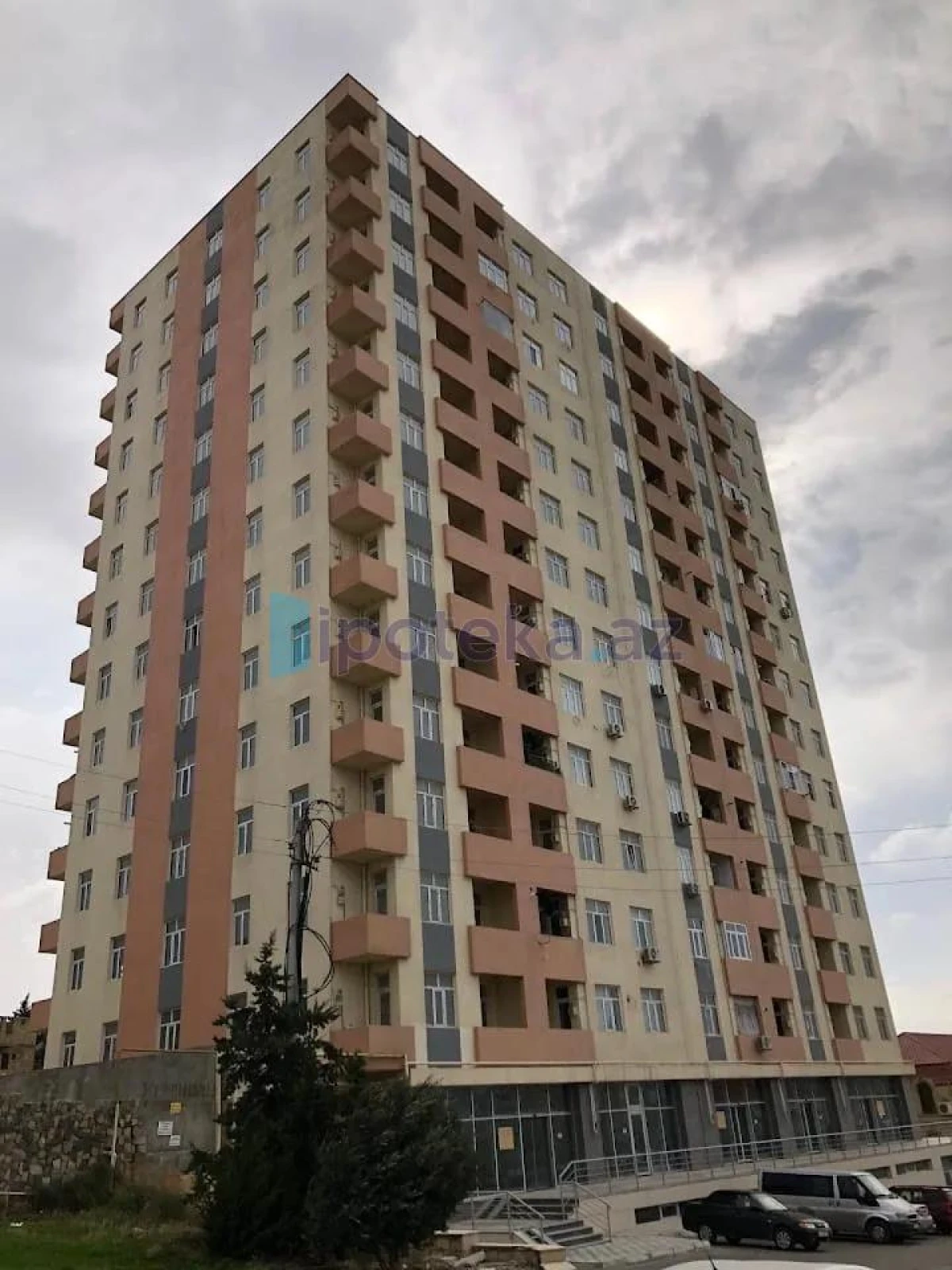 Satılır 3 otaqlı yeni tikili 75 m²