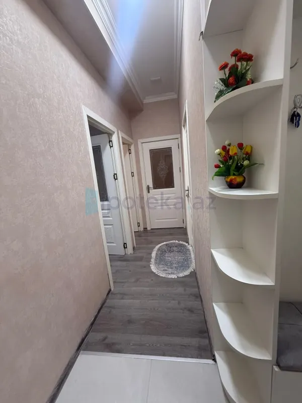 Satılır 3 otaqlı yeni tikili 75 m²