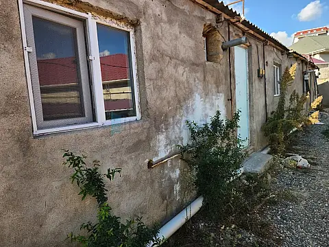 Satılır 2 otaqlı həyət evi 40 m²