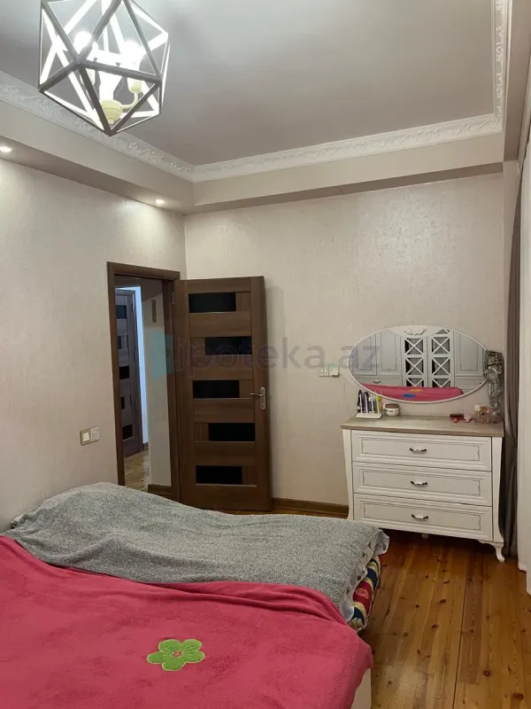 Satılır 3 otaqlı yeni tikili 87 m²