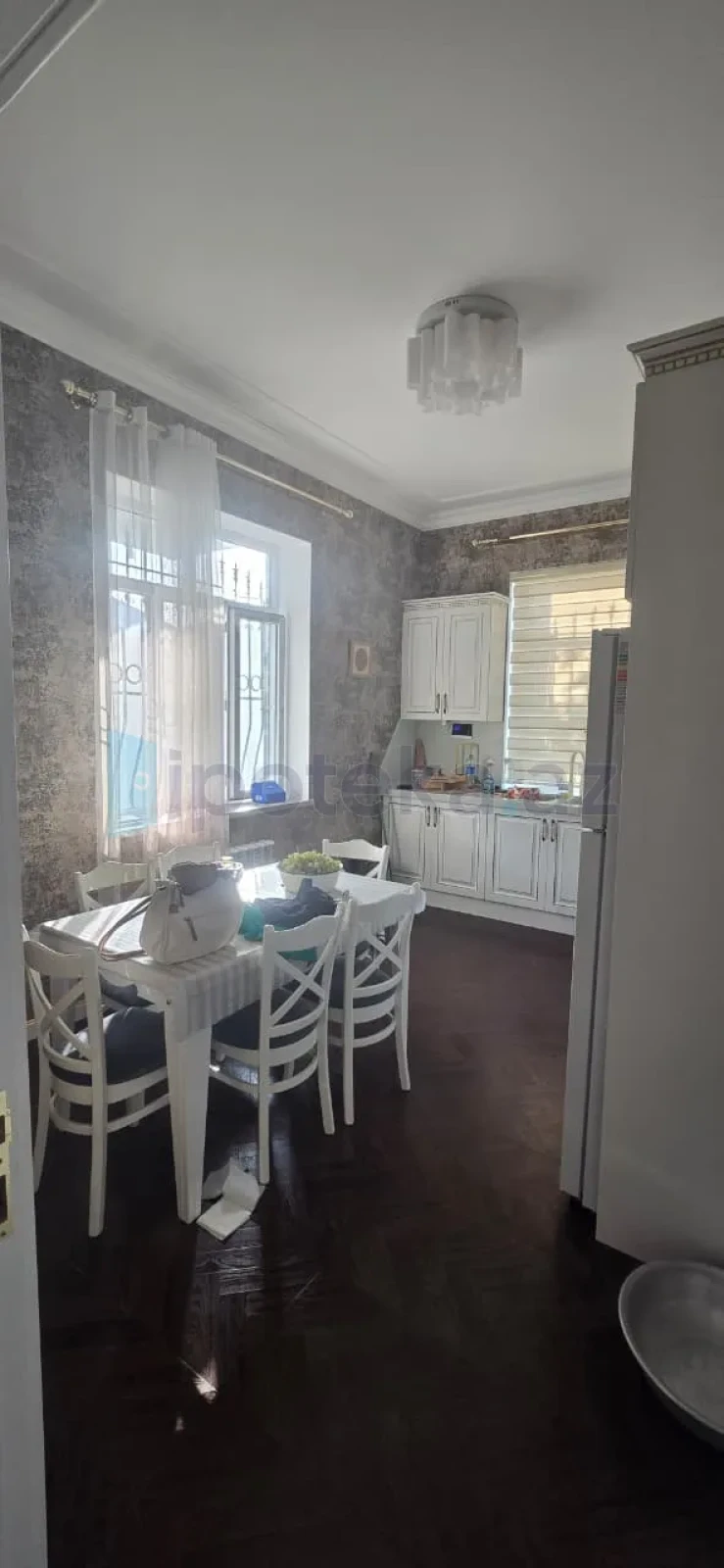 Satılır 6 otaqlı həyət evi 164 m²