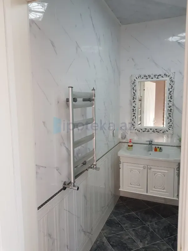 Satılır 6 otaqlı həyət evi 164 m²