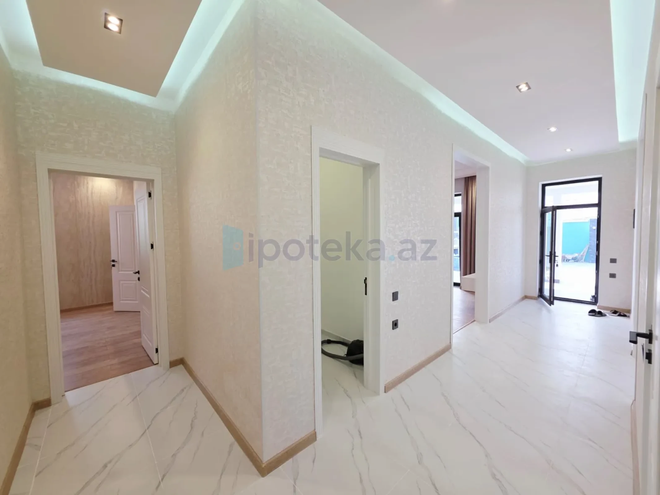 Satılır 4 otaqlı mənzil 170 m²
