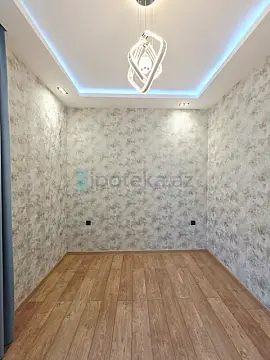 Satılır 4 otaqlı mənzil 170 m²