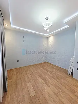 Satılır 4 otaqlı mənzil 170 m²
