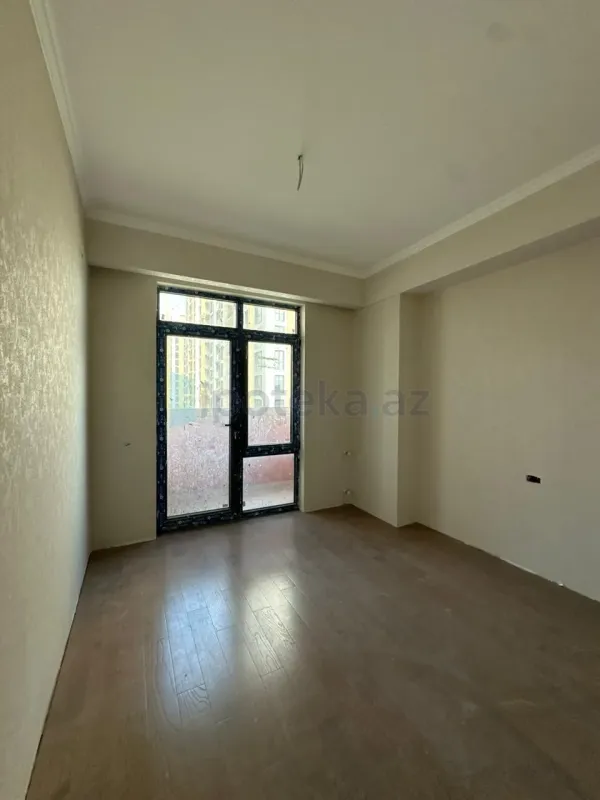Satılır 3 otaqlı yeni tikili 86 m²