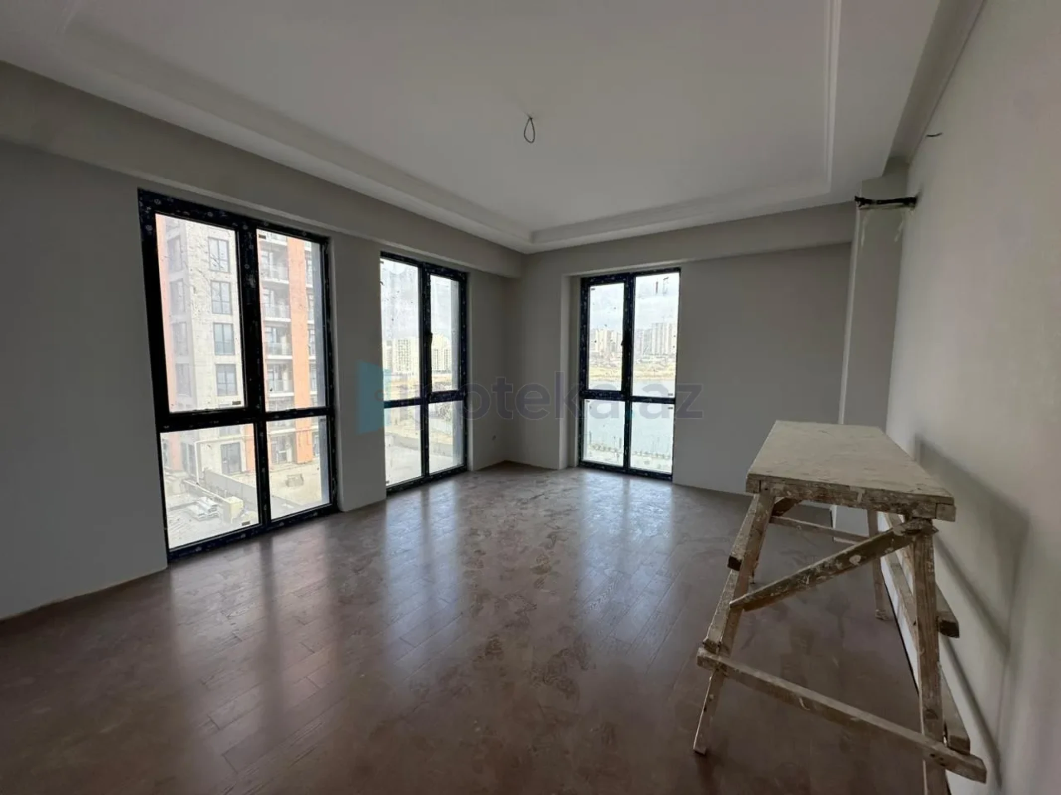 Satılır 3 otaqlı yeni tikili 86 m²