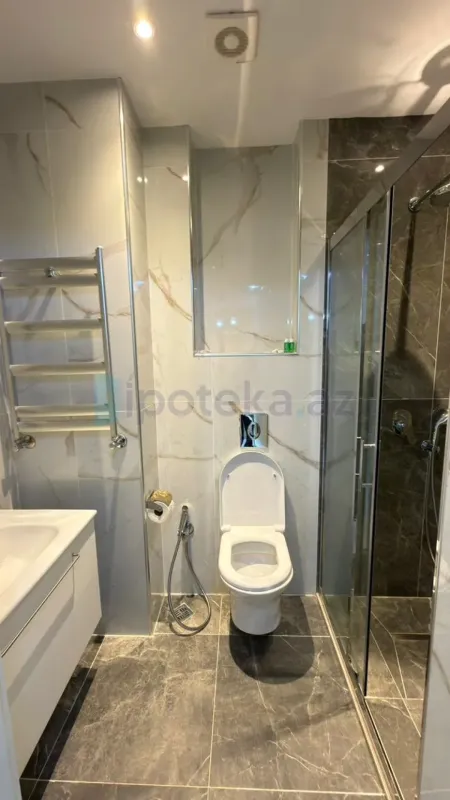 Satılır 2 otaqlı yeni tikili 44 m²