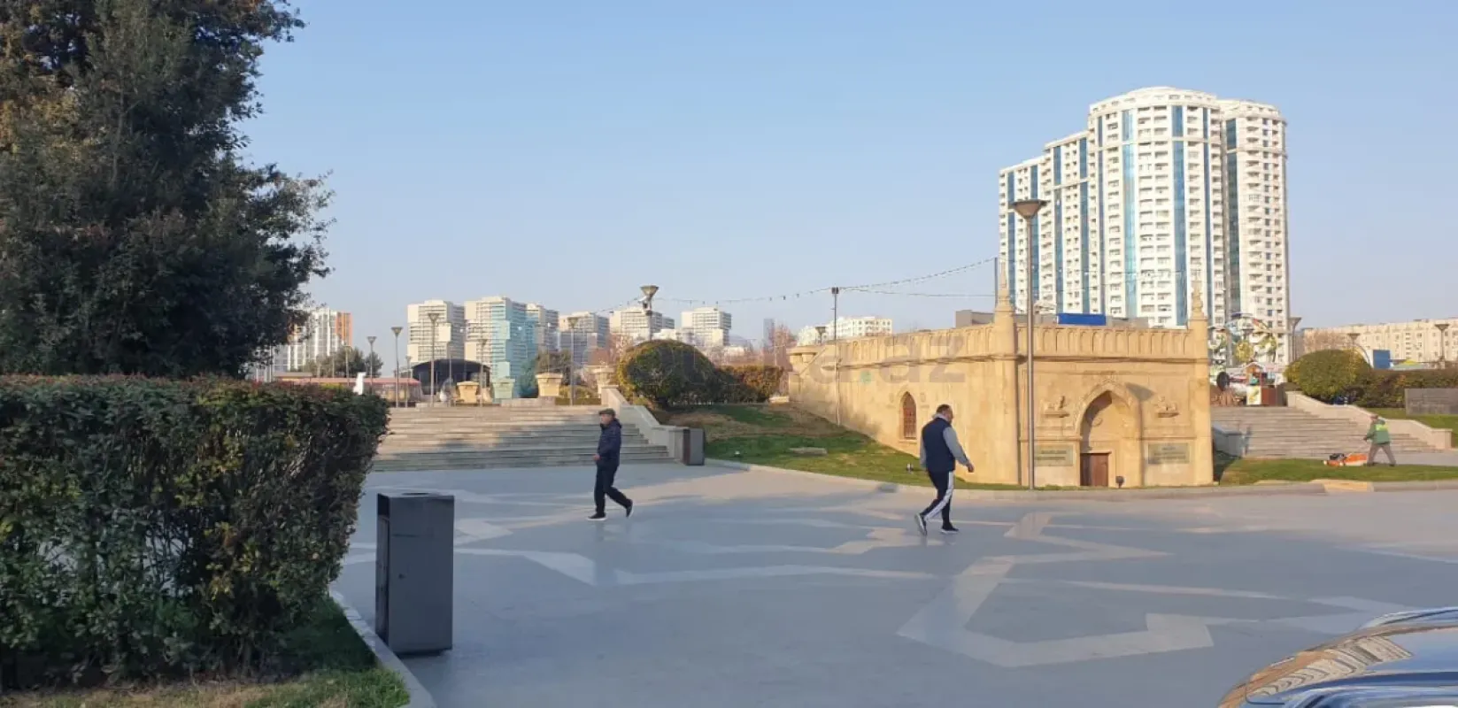 Satılır 4 otaqlı köhnə tikili 106 m²