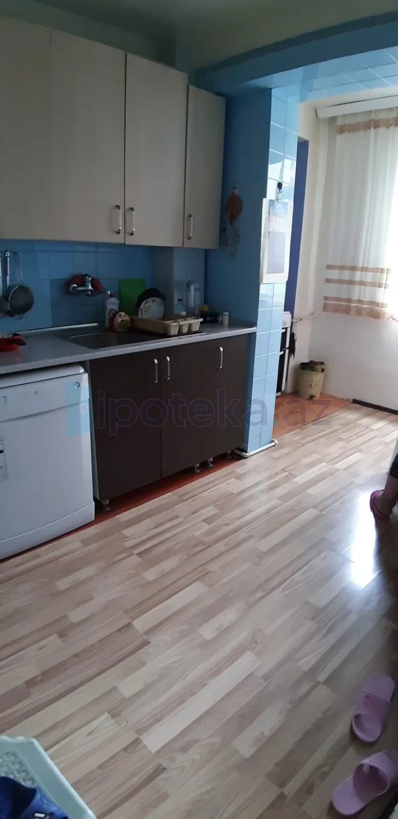 Satılır 4 otaqlı köhnə tikili 106 m²