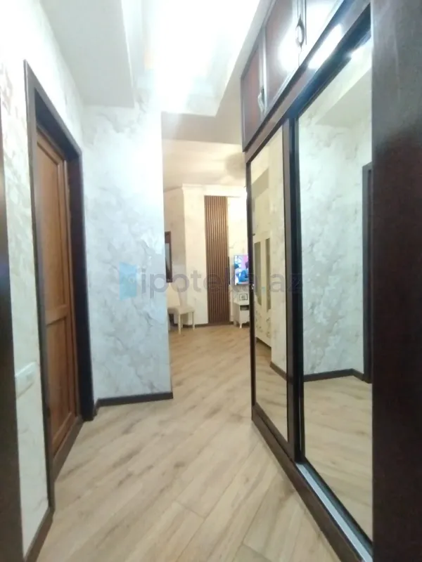 Satılır 3 otaqlı yeni tikili 65 m²