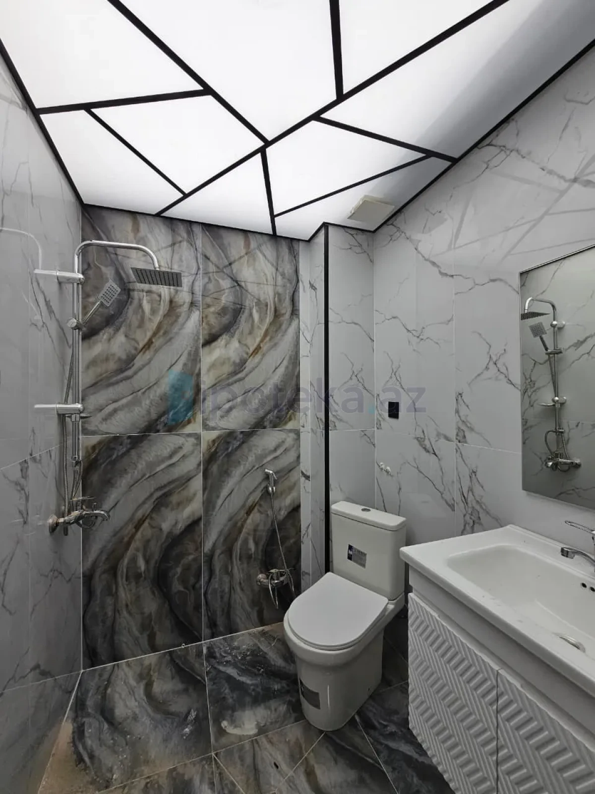 Satılır 3 otaqlı yeni tikili 57 m²