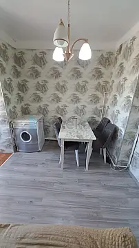 Satılır 2 otaqlı köhnə tikili 65 m²