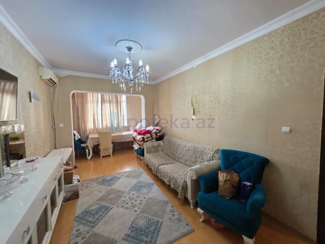 Satılır 3 otaqlı köhnə tikili 80 m²