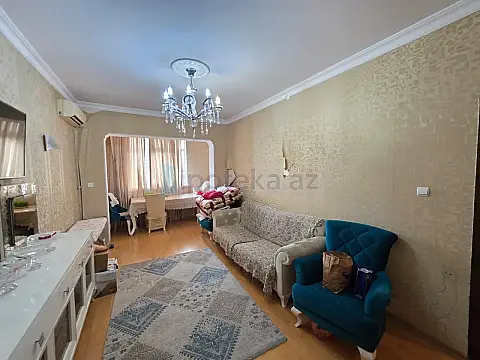 Satılır 3 otaqlı köhnə tikili 80 m² — Bakı, Yeni Günəşli 3 otaq 80.00 m²