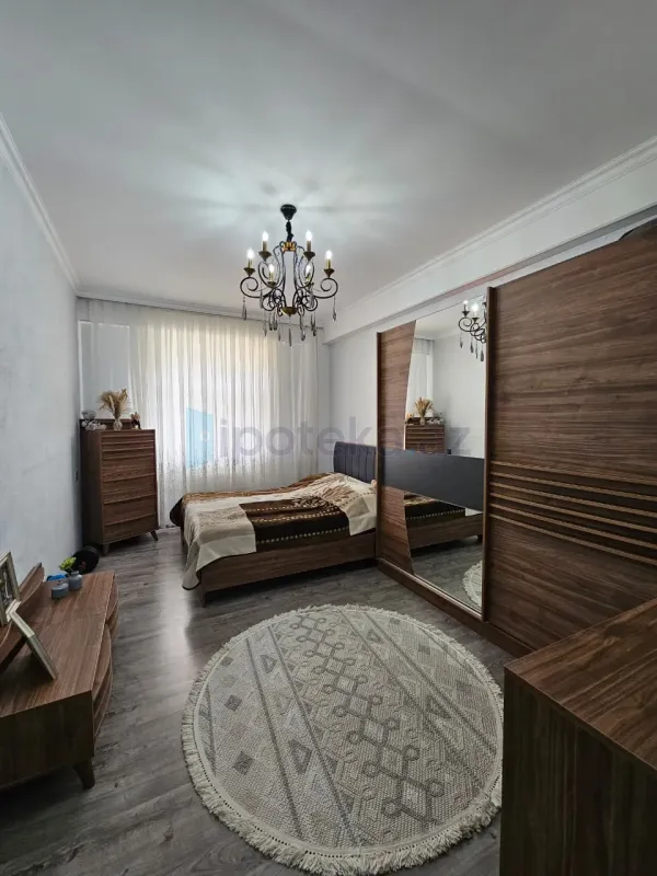 Satılır 2 otaqlı yeni tikili 83 m²