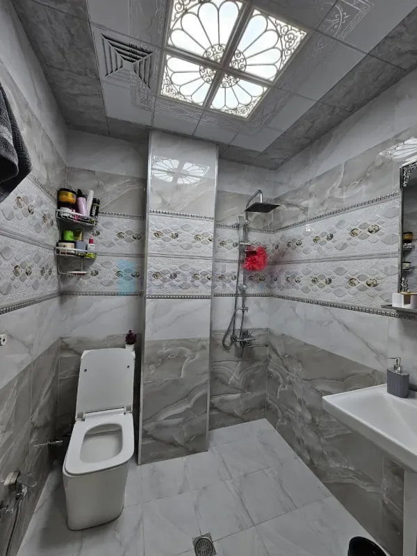 Satılır 2 otaqlı yeni tikili 83 m²