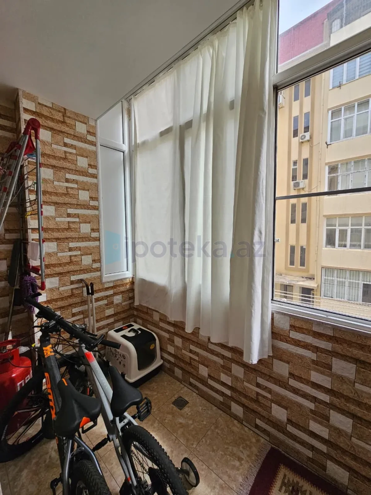 Satılır 2 otaqlı yeni tikili 83 m²