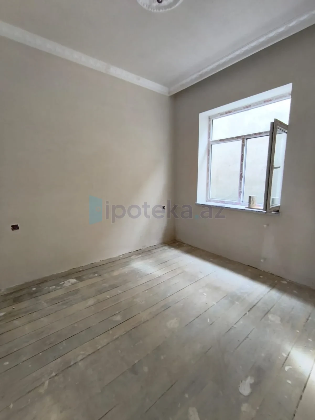 Satılır 3 otaqlı həyət evi 80 m²