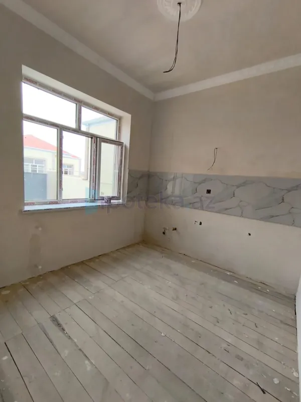 Satılır 3 otaqlı həyət evi 80 m²