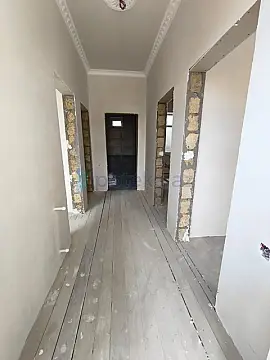 Satılır 3 otaqlı həyət evi 80 m²