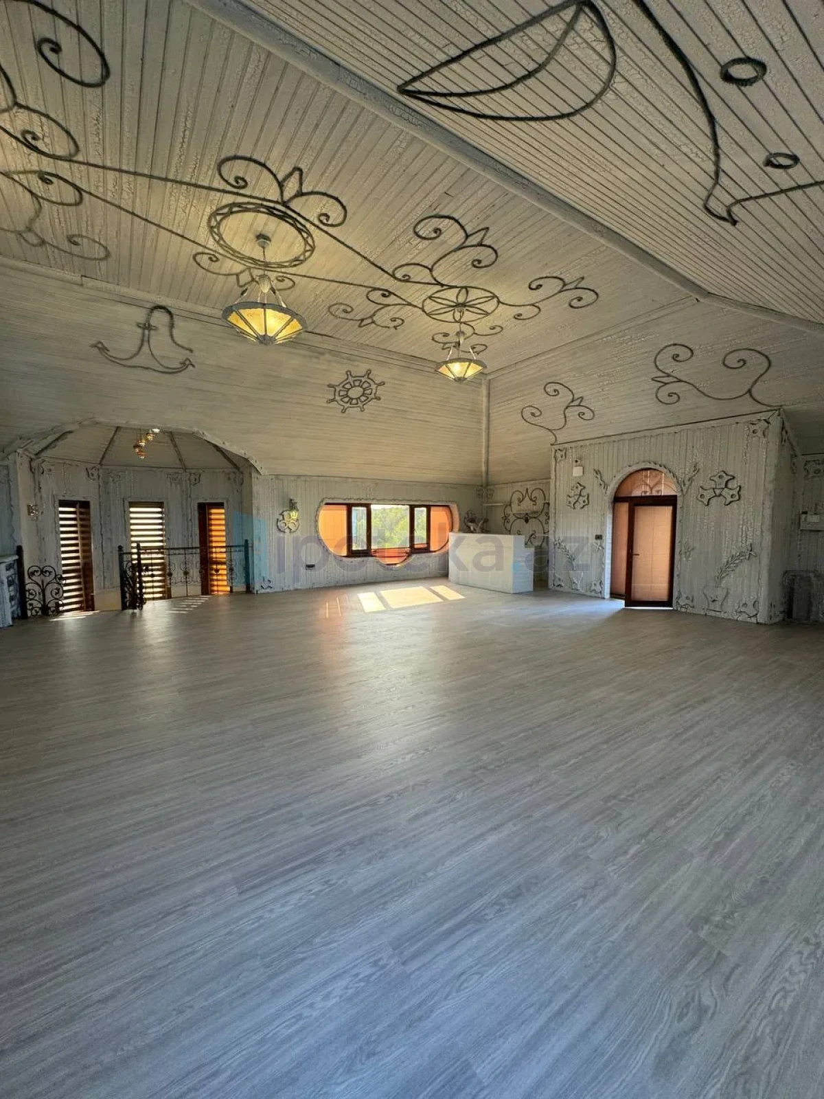 Satılır 7 otaqlı həyət evi 500 m²