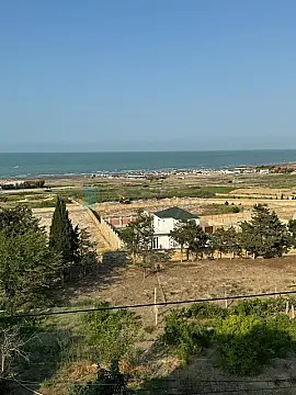 Satılır 7 otaqlı həyət evi 500 m²