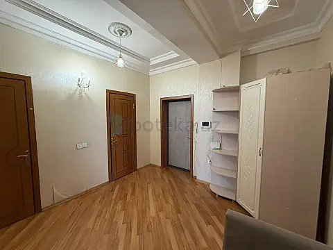 Satılır 3 otaqlı yeni tikili 105 m²