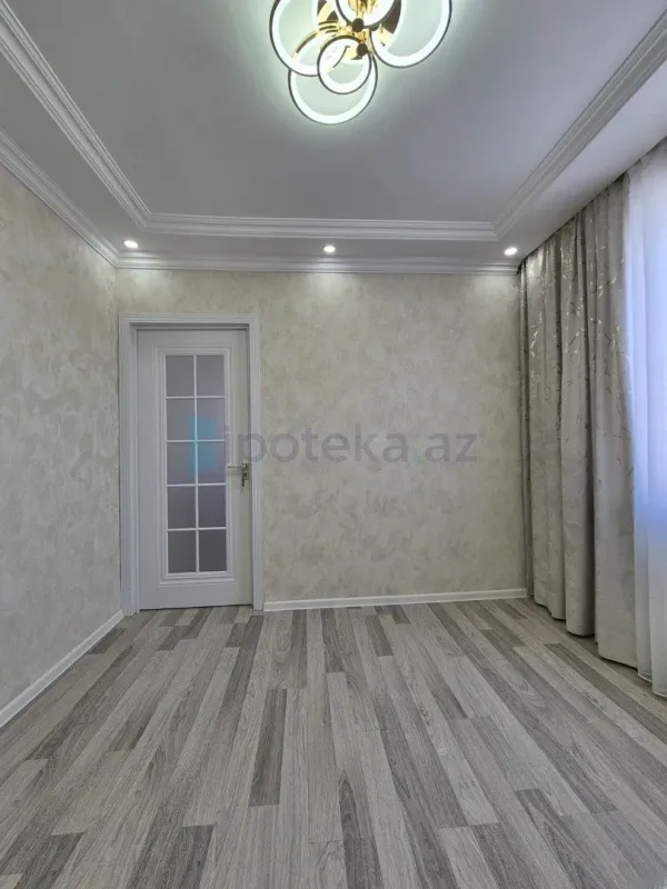 Satılır 2 otaqlı köhnə tikili 40 m²