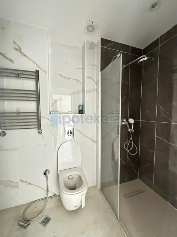 Satılır 3 otaqlı yeni tikili 97 m²