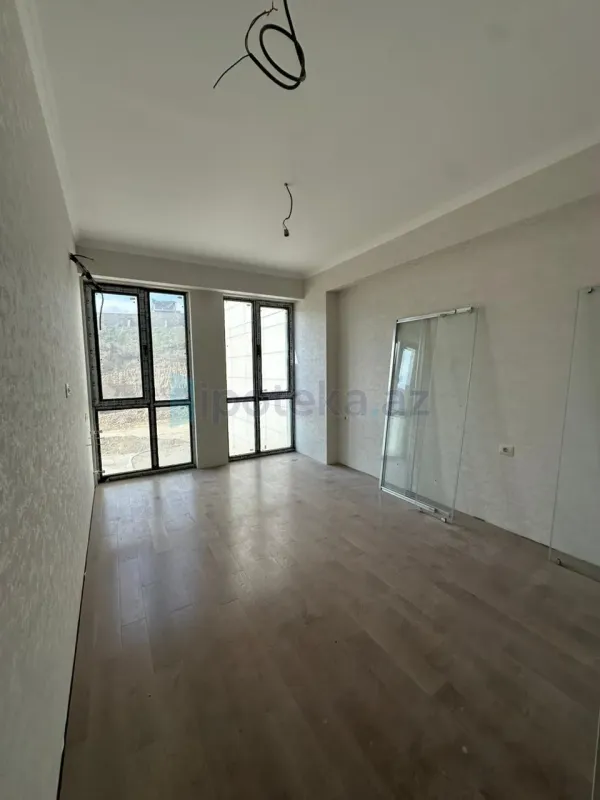 Satılır 3 otaqlı yeni tikili 97 m²