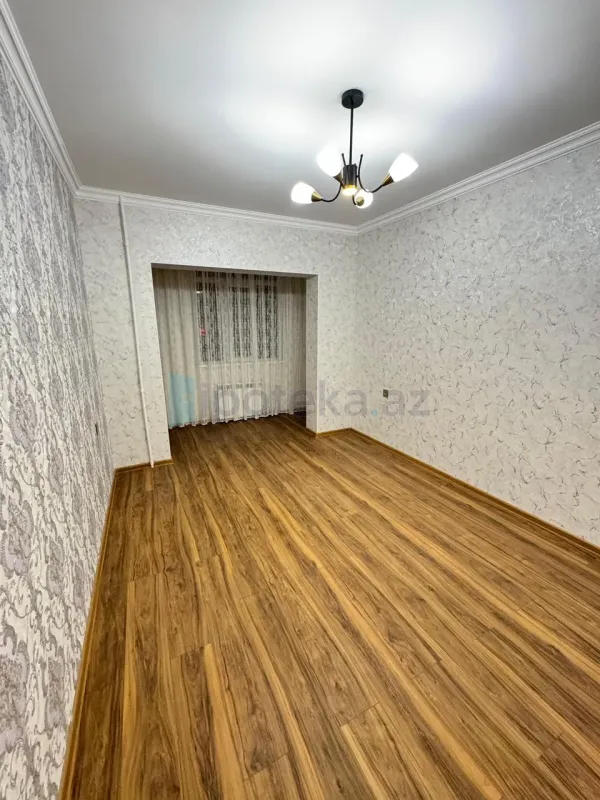 Satılır 3 otaqlı köhnə tikili 90 m²
