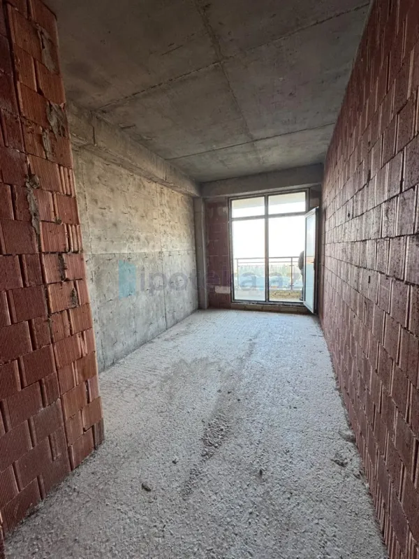 Satılır 2 otaqlı yeni tikili 93 m²