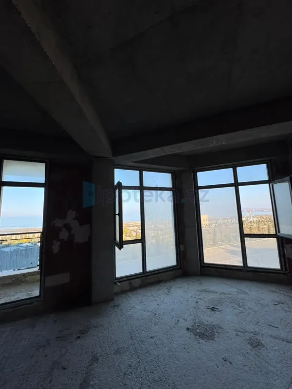 Satılır 2 otaqlı yeni tikili 93 m²