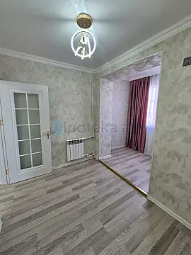 Satılır 2 otaqlı köhnə tikili 35 m²