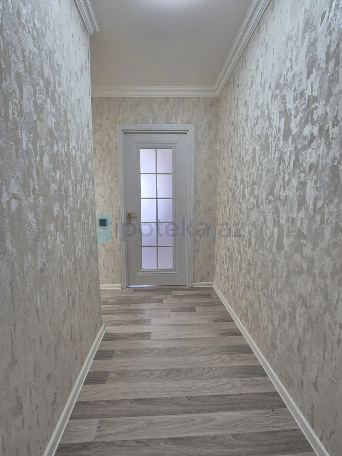 Satılır 2 otaqlı köhnə tikili 35 m²