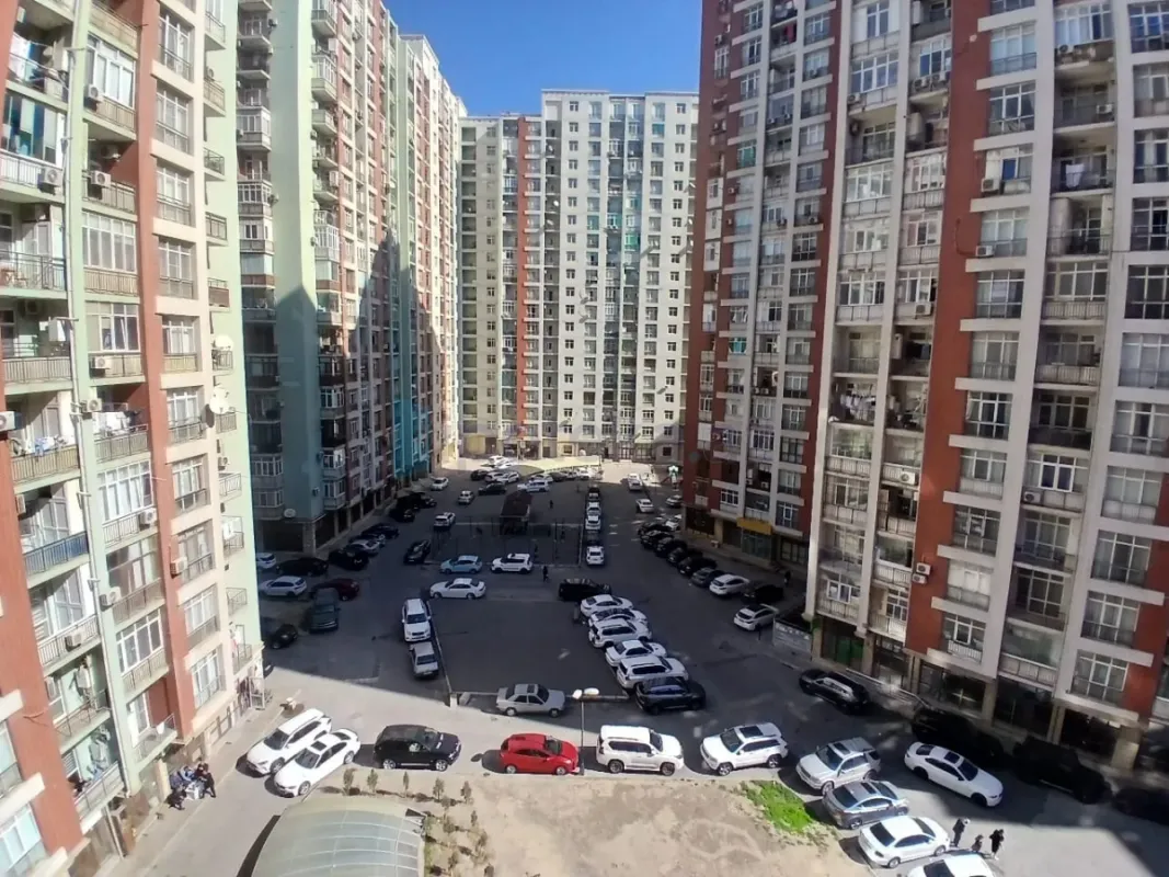 Satılır 4 otaqlı yeni tikili 188 m²