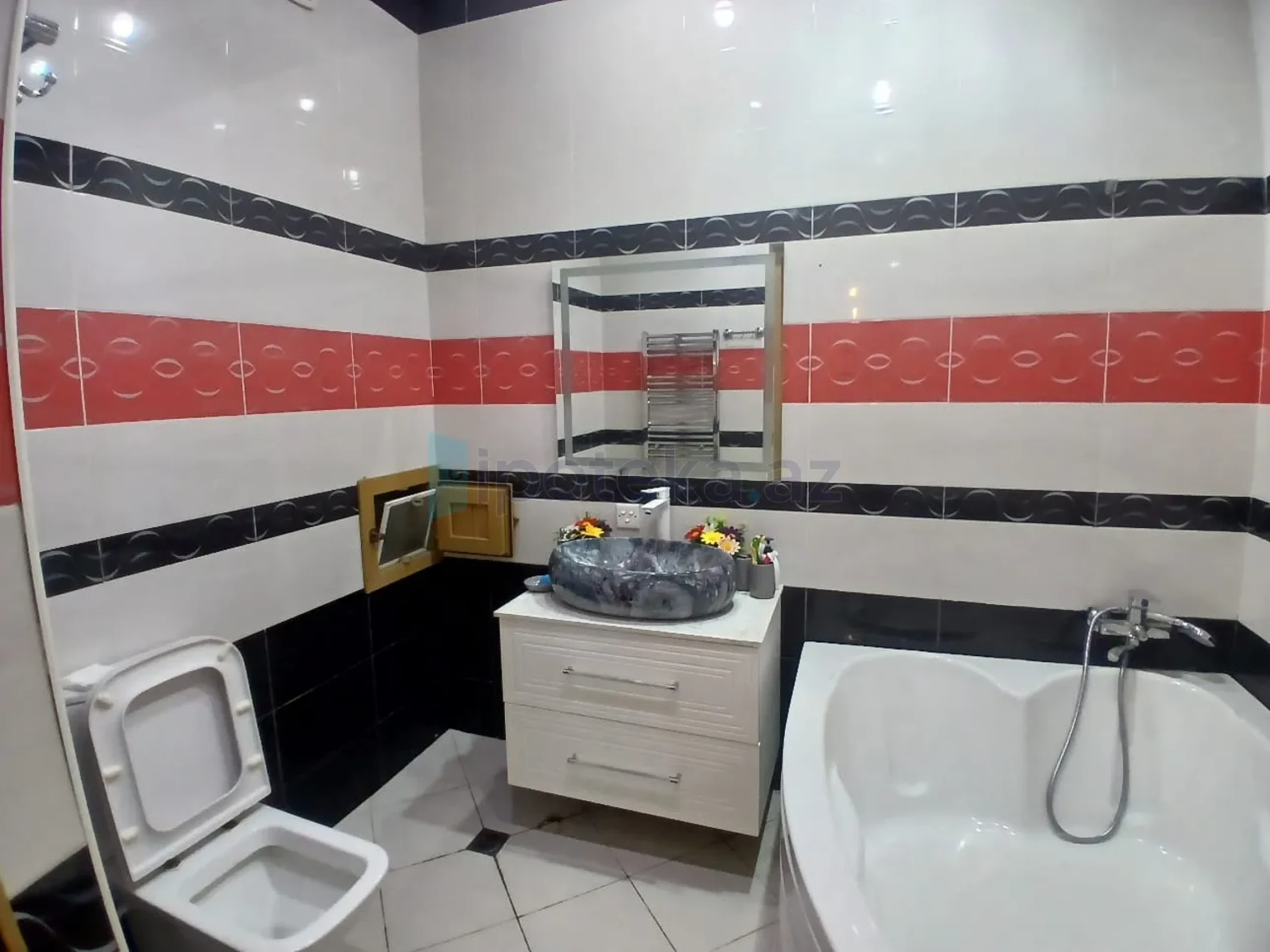 Satılır 4 otaqlı yeni tikili 188 m²