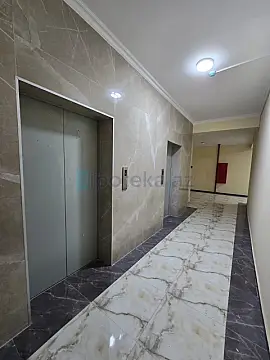 Satılır 2 otaqlı yeni tikili 85 m²